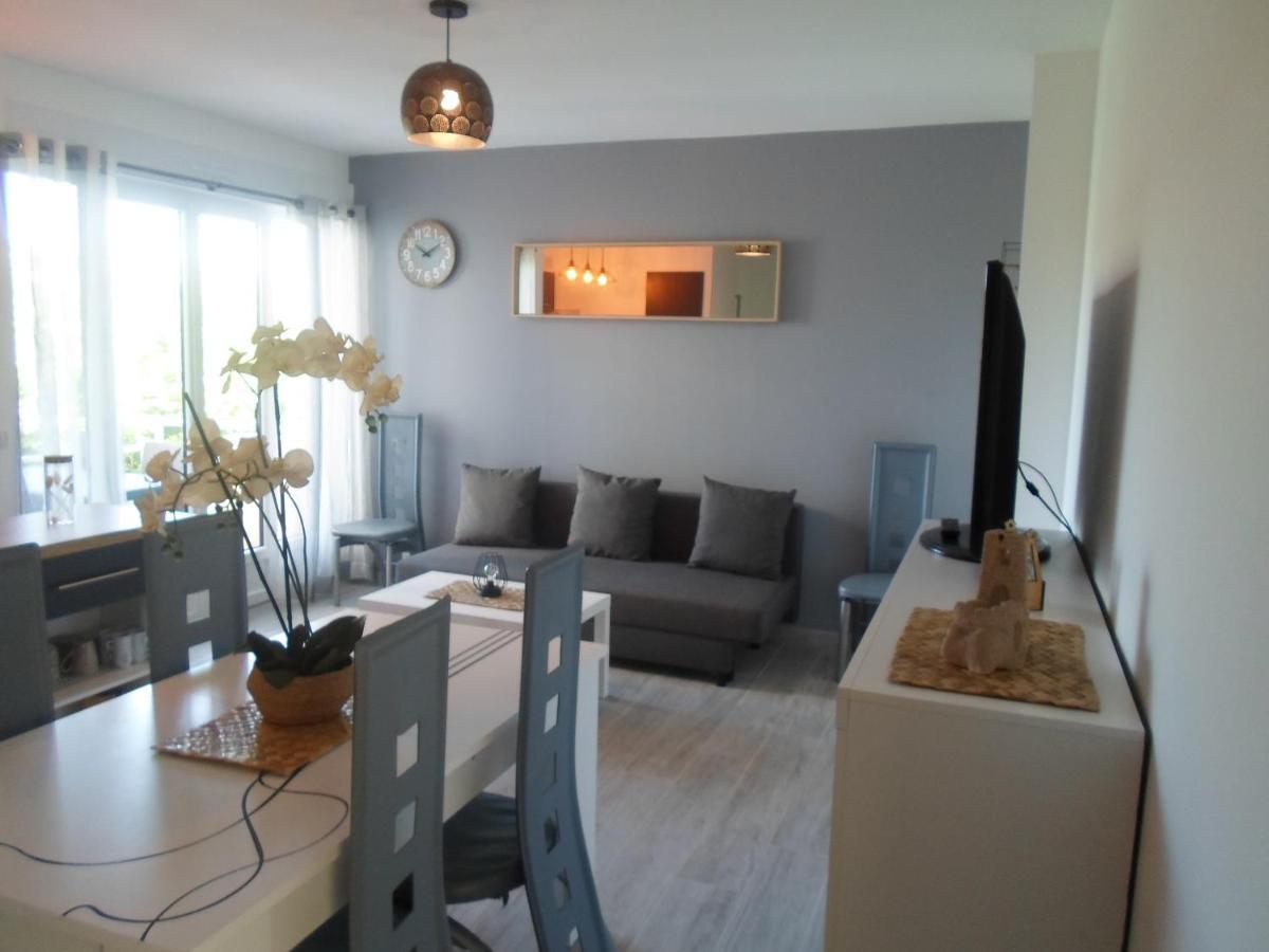 Appart T3 A 50 M De La Plage Cavalaire-sur-Mer Exterior photo