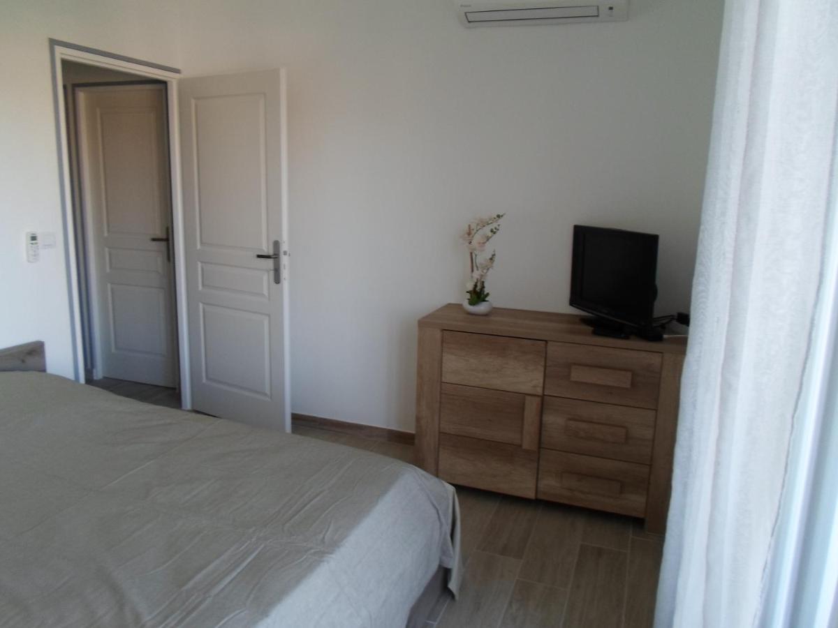 Appart T3 A 50 M De La Plage Cavalaire-sur-Mer Exterior photo